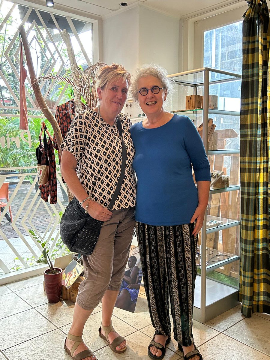 Carla Desain tweet media