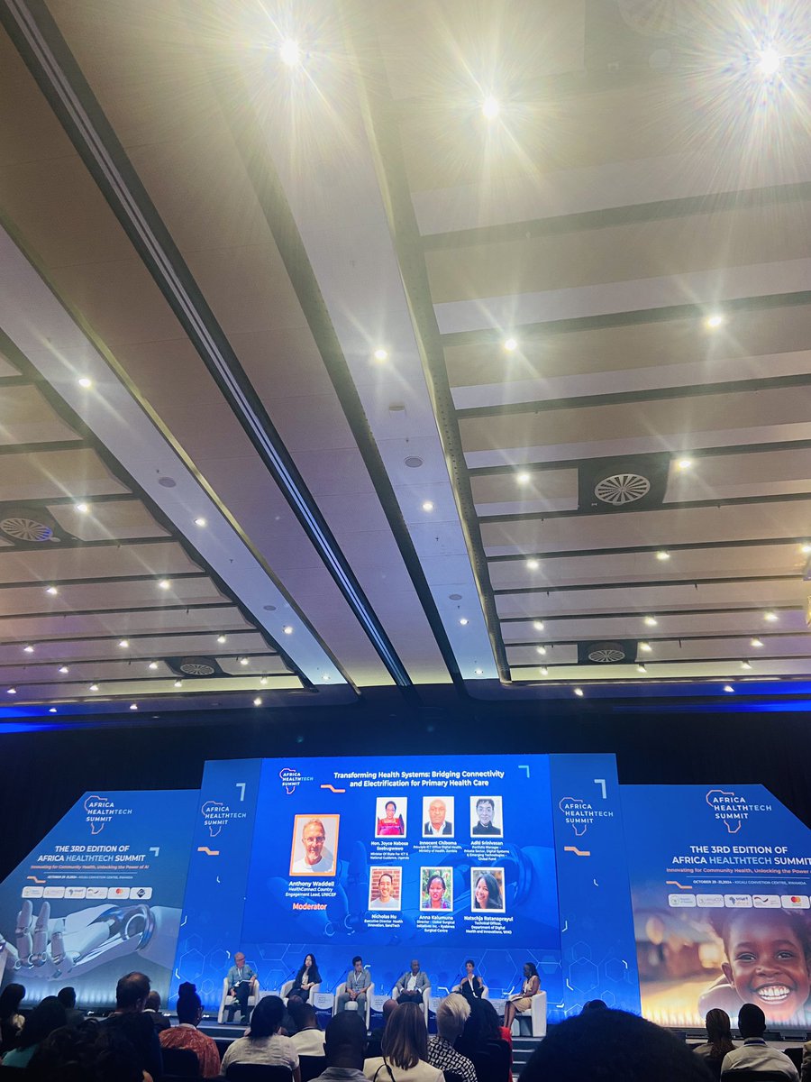 urywp's tweet image. “The @URcst YWP delegates exploring innovation at the African Health Tech Summit (29-31 Oct)! Gaining insights, tech solutions, and inspiration to drive health transformation across Africa. #YWP #HealthTechSummit”@RwandaHealth