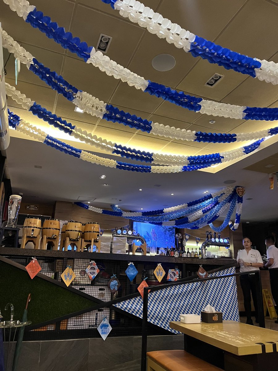 chizuarts's tweet photo. Celebrated the monthsary with October fest themed deco at Brotzeit. 💕Schöfferhofer Grapefruit really just tastes like carbonated fruit juice. https://t.co/bt9XCMwMKY