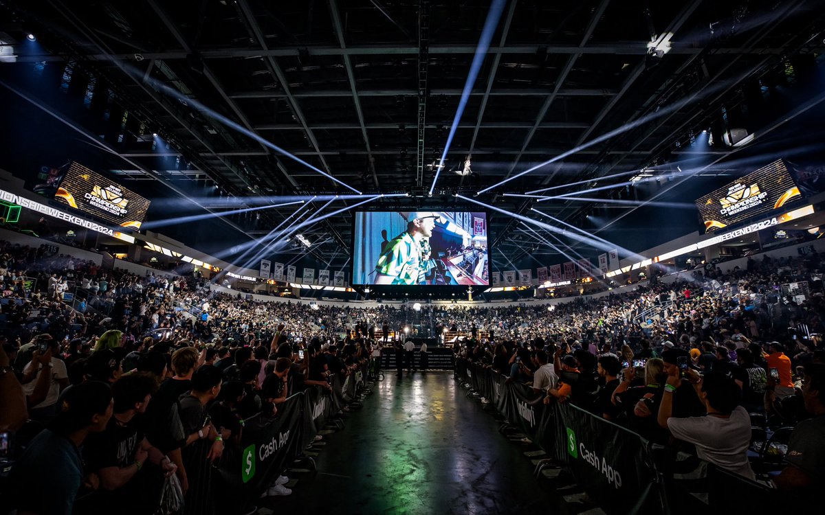 intelCDL's tweet photo. 2025 Call of Duty League season is expected to start on December 6th — the league are also adding “minor” online tournaments this year that will run alongside some qualifiers.

(according to @CdlScrimintel, @JakeHaleee) https://t.co/KZ89D1LINX
