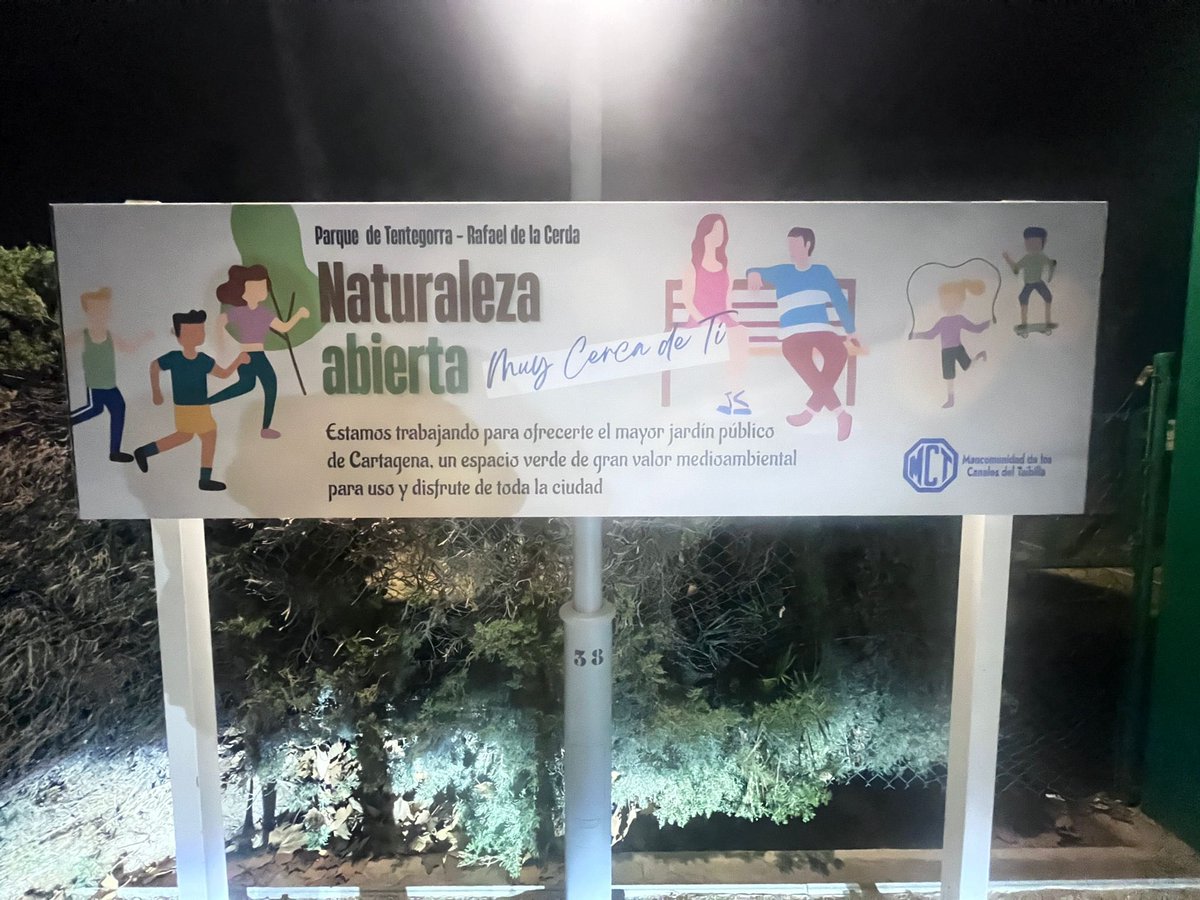 Ya que os gusta tanto hacer fotos, podríais sacarlo todo.

EL PARQUE NO CIERRA

Las mentiras tienen las patas muy cortas