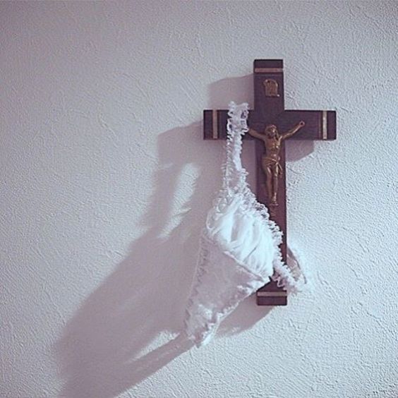 hellcheerinsp's tweet photo. #HELLCHEERWEEK / day 11: unholy https://t.co/BZeyPIr8zX