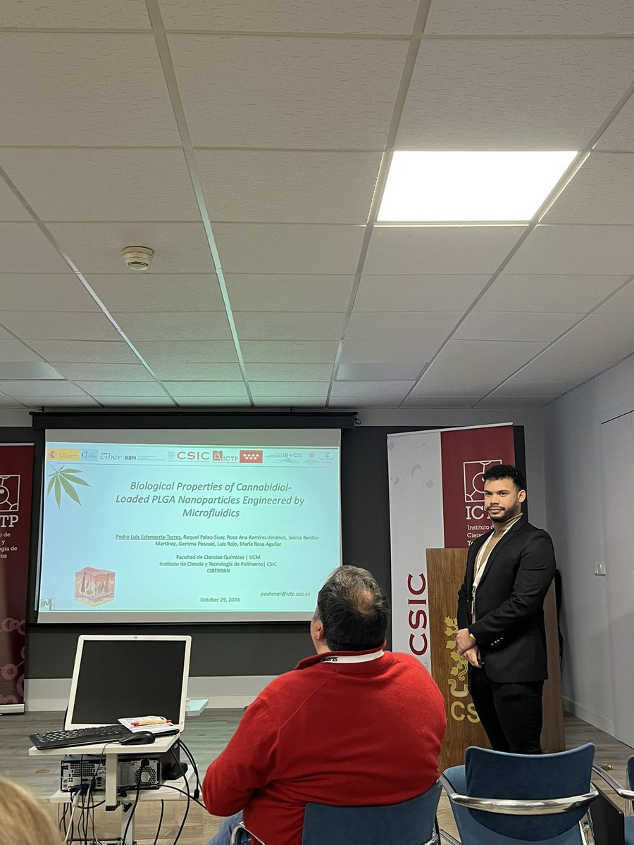 Today, Pedro Luis Echevarria Torres presented the progress of his doctoral thesis at the 8th Seminar for Young Researchers in Polymers (SEJIPOL2024) with the oral presentation "Biological Properties of Cannabidiol-Loaded PLGA Nanoparticles Engineered by Microfluidics."