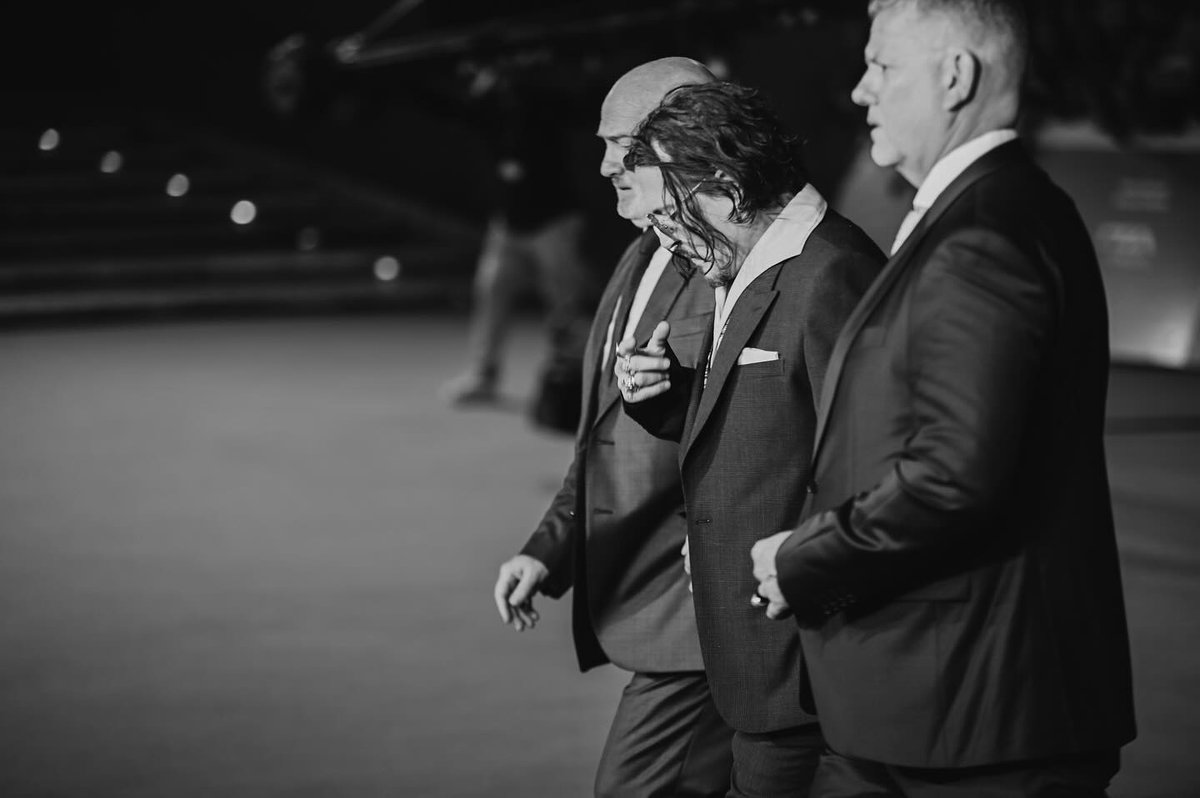 iSara2023's tweet photo. ⚫⚪More ⚫⚪
📸IG : claudia_tempobuono_photography
#JohnnyDepp
#JohnnyDeppIsALegend
#JohnnyDeppIsLoved
#Modi
#RoFF19 https://t.co/pXGYizBbGG