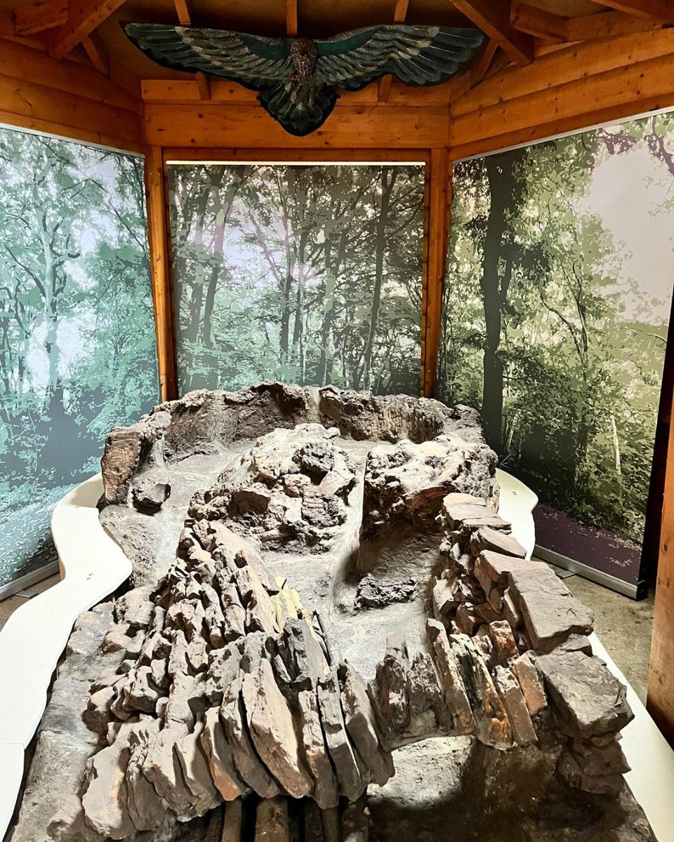 Discover a piece of ancient history in Highgate Wood! Visit our information hut to see a Roman kiln over 2,000 years old. Follow <a href="/FiringLondon/">Firing London's Imagination</a> for updates on this fascinating project! ⚱️🌳 

#HighgateWood #RomanHistory