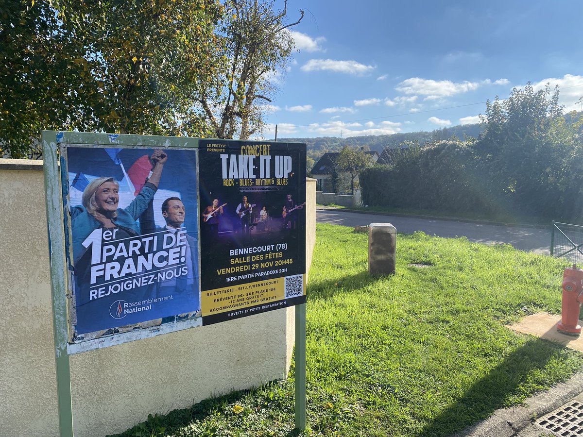 Laurent_morin_'s tweet photo. Grosse journée militante : affichage partout et boitage à #Guerville.
La #Circo7809 est aux couleurs du #RN1erPartiDeFrance ! 1/3
#JusquĂLaVictoire https://t.co/EvRnz98W4K