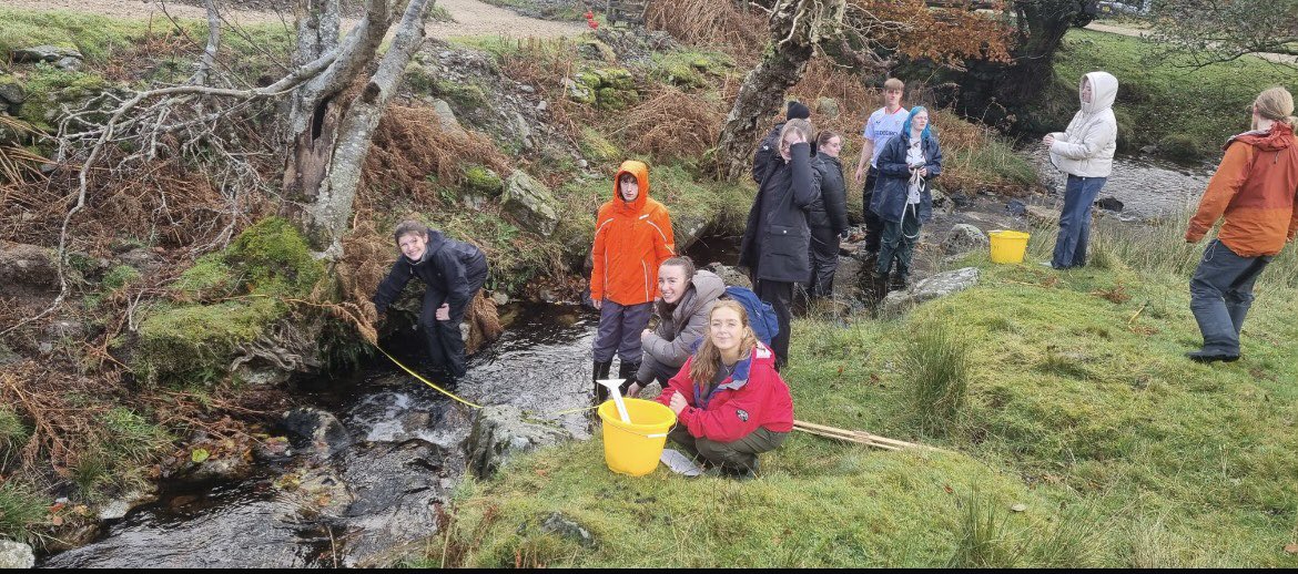 🌍Advanced Higher Geographers conducting a river study today! 🧭🗺️🌍<a href="/stninianshigh/">Saint Ninian's</a>