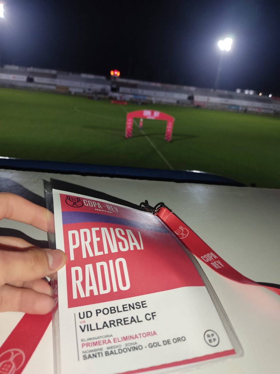 _goldeoro_es's tweet photo. 🌟 𝗬𝗔 𝗘𝗦𝗧𝗔𝗠𝗢𝗦 𝗘𝗡 𝗘𝗟 𝗡𝗢𝗨 𝗖𝗔𝗠𝗣 𝗗𝗘 𝗦𝗔 𝗣𝗢𝗕𝗟𝗔
🔥 @santi_baldovino ya está preparado para vivir todo lo que suceda en el encuentro entre la UD Poblense y el Villarreal CF de la #CopaMola. https://t.co/mmJbALgGcc