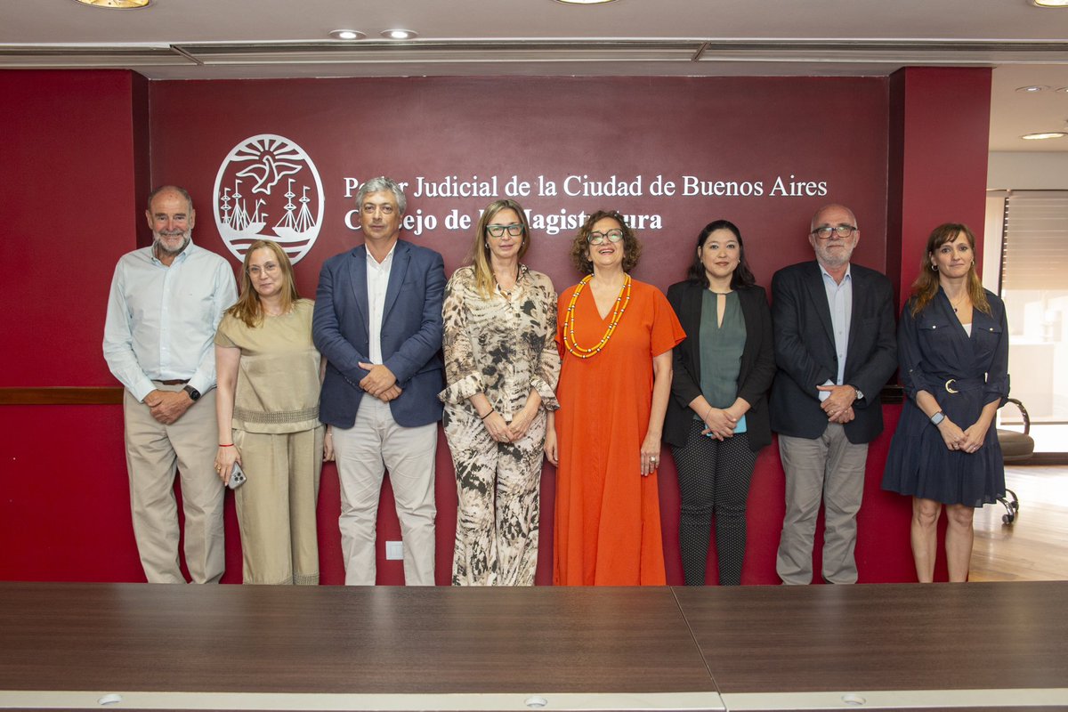 📌 El Consejo firmó un Convenio con la Secretaría Legal y Técnica del GCBA 
👉 Más Info ℹ️ consejo.jusbaires.gob.ar/noticias/firma…