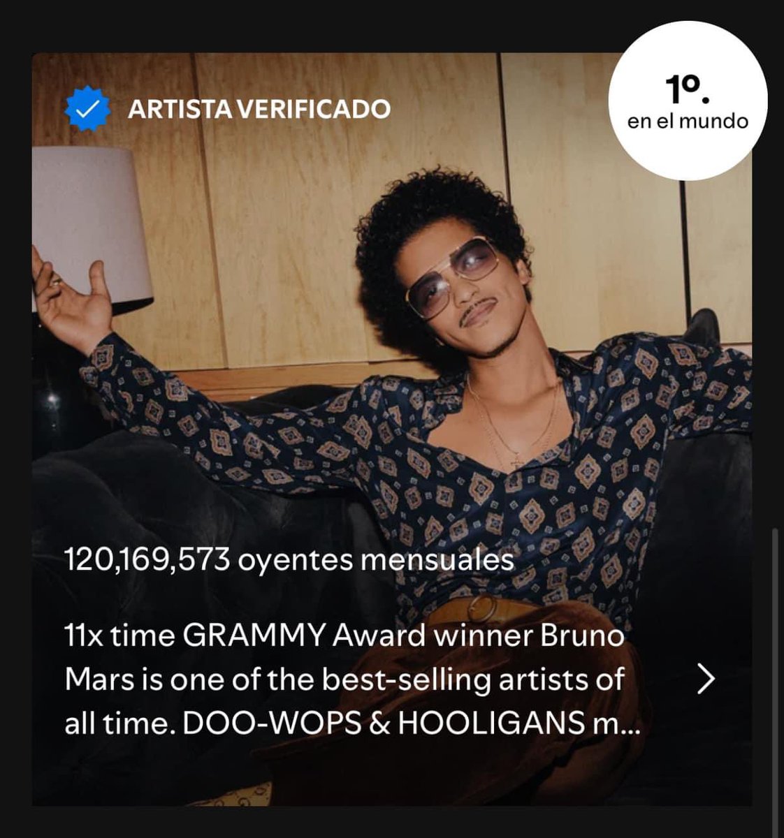 Indie5051's tweet photo. Bruno Mars supera a The Weeknd y es ahora el artista más escuchado a nivel mundial en Spotify, alcanzando el puesto #1 con 120 millones de oyentes mensuales. https://t.co/cMbl83qCiB