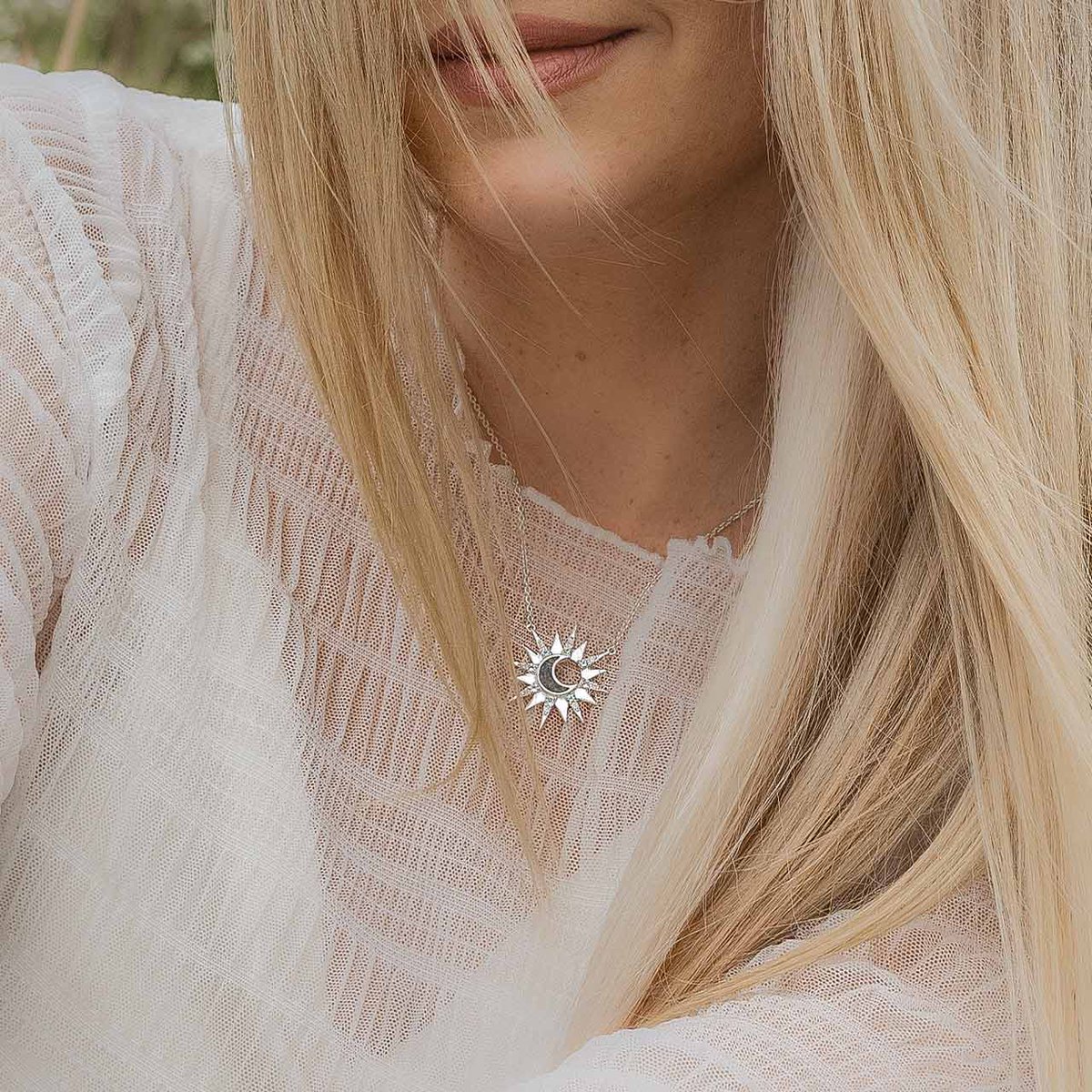 The @CamilleKostek Collection channels her spiritual, energetic side and love for the ocean. 🌊

Shop the Collection: bit.ly/3FzQYoU