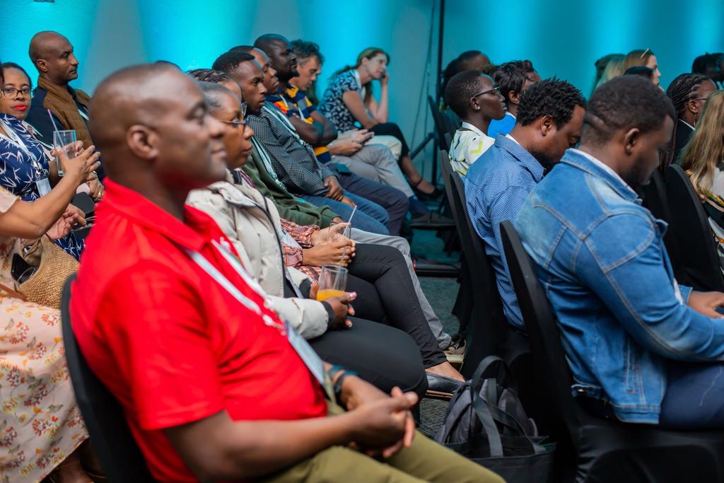 climatenewsrom's tweet photo. The inaugural Climate and Health Africa Conference kicks off in Harare, emphasizing the urgent health threats posed by climate change. Policymakers, scientists, and health professionals unite to forge solutions for a healthier future. #CHAC2024 #ClimateJustice #HealthForAll https://t.co/vxb0q6i9Gq