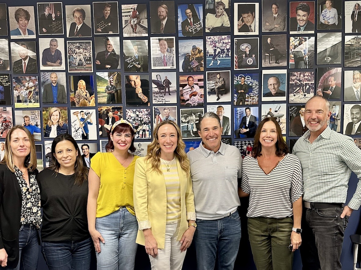 We LOVED getting to spend an afternoon with the fantastic Erin Stafford last week! Thanks for the laughs and partnership, Erin. And for adding your smiling face to our wall!