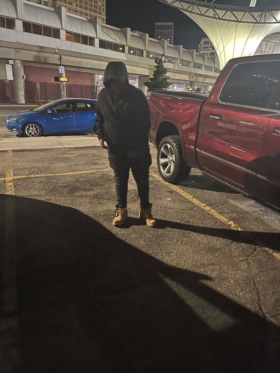 Cornchasinn's tweet image. Made It Out The Jungle Just Fine. Made It Out Just In Time. All we Know Is Hustle And Grind. Get Yours Cus I’m Gone Get Mine Fa’💩 Sho. 🏧‼️🏃🏾 #keepchasing #longlivemyangles💜