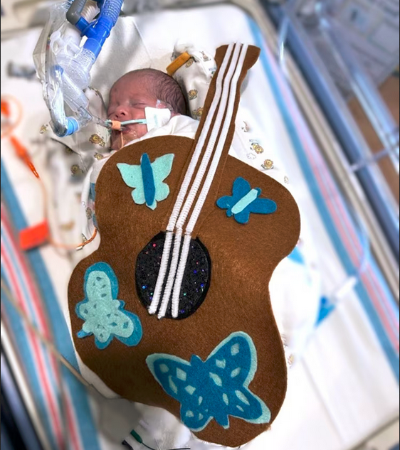 Every year for Halloween, nurses in many hospitals dress up the NICU, (neonatal ICU), patients up for the holiday. This year in New Orleans they went all-out for Taylor Swift, in honor of her concert there on Oct. 25th. How sweet are these babies?! 
Story: abcnews.go.com/GMA/Family/nic…