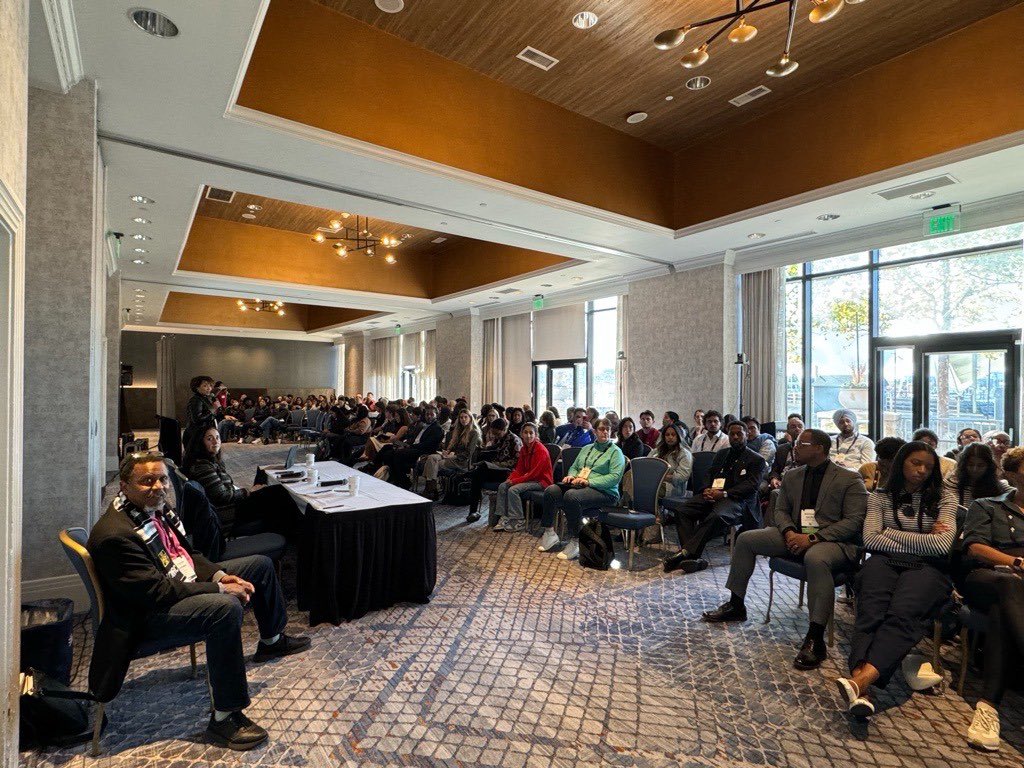 IOM_USA's tweet photo. Thank you to everyone who joined us at the @NOMArchitects Conference for our session on “Climate Change, Housing Disruption, and Community Design” with @HowardU, where we explored the vital role of architects in disaster recovery and building resilient communities.🌍🏠 https://t.co/A8BzxEq8r4