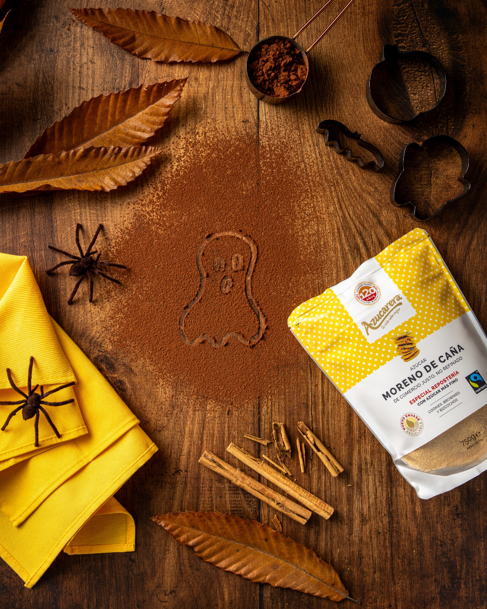 👻 ¡Dulce o truco! 🎃 Si este Halloween quieres algo más que sustos, prueba a añadir nuestro azúcar moreno de caña y un toque de cacao en tus dulces. 🧁 ¿Quién dijo que los fantasmas no podían ser sweet? 😉

#Azucarera #UnPuñadoDeNaturalidad #Halloween #Dulce #AzúcarMorano #Cacao