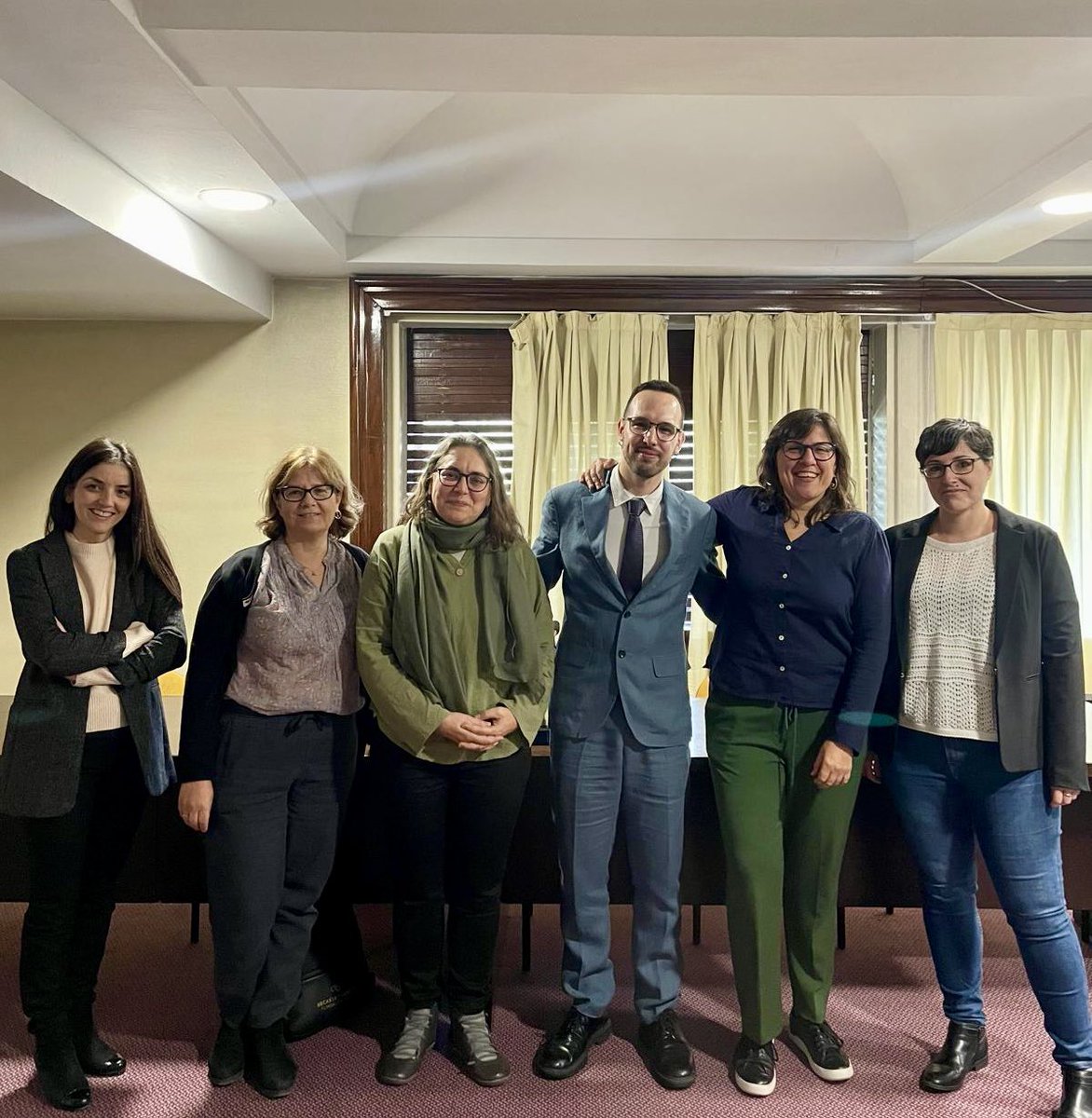 sanchez_barrena's tweet photo. Yesterday was @xdanimr ‘s day! Very proud of you and how you defended your Thesis work. Many thanks to the thesis committee @BYelamos @Beatrizgope @BeatrizHergued1 @LAMartinezCruz and X-less Barbara Olmeda. @xdanimr we will miss you. You are a great scientist! https://t.co/3cuHvF193u