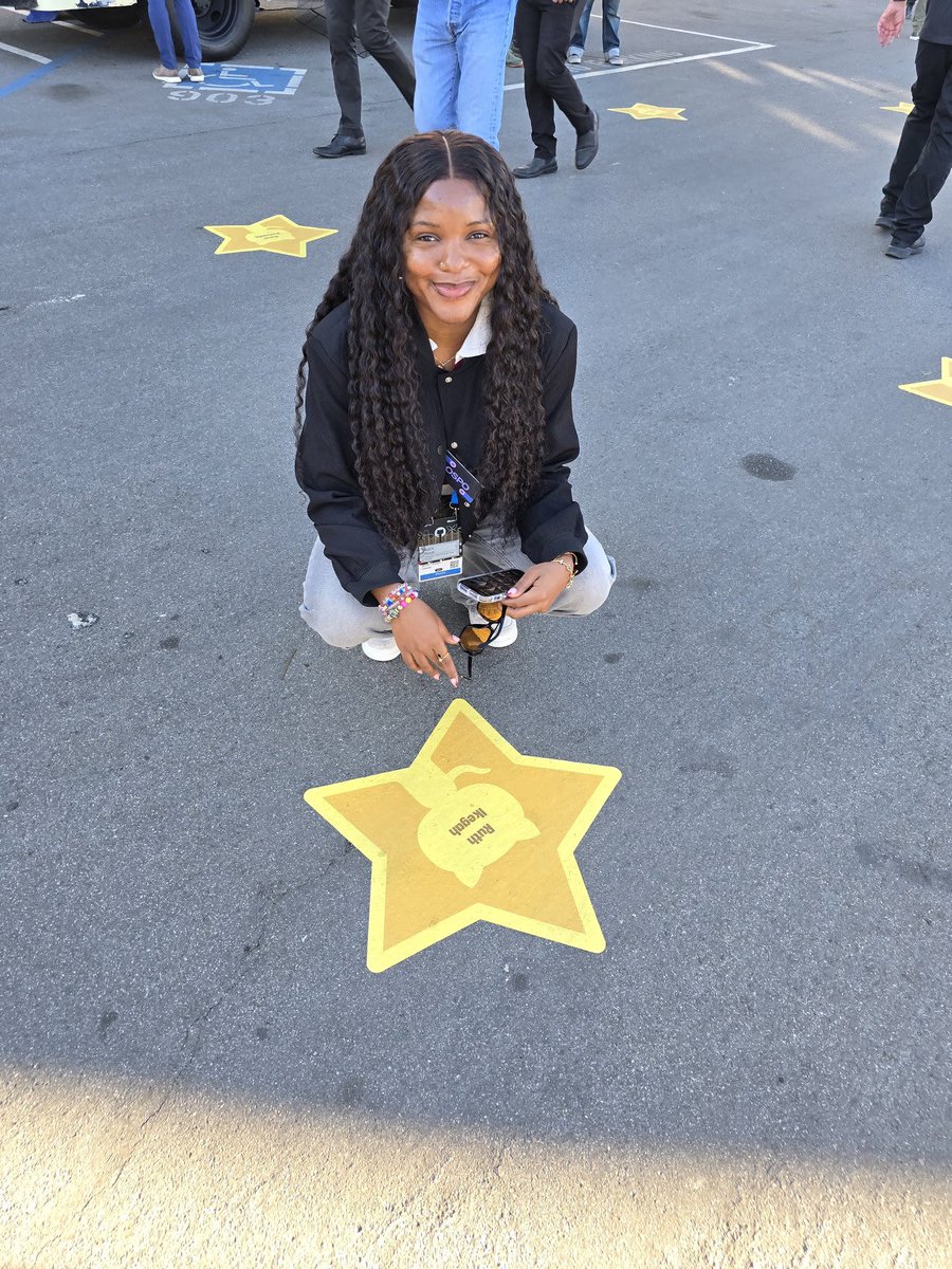 IkegahRuth's tweet photo. On the streets of San Francisco @github Universe 

#GitHubUniverse https://t.co/TdcrLCPkgM