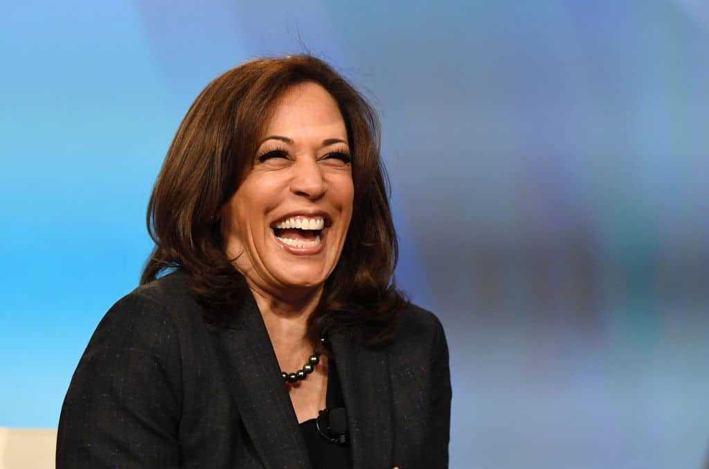 JackTreehornXXX's tweet photo. @KamalaHarris in this photo she is looking a dead children. Perhaps it's a mistake to vote for Cancer Karma Kamala #votingforkamalacausescancer #votingforkamalaproveslowiq https://t.co/ZQufrrL1Rq