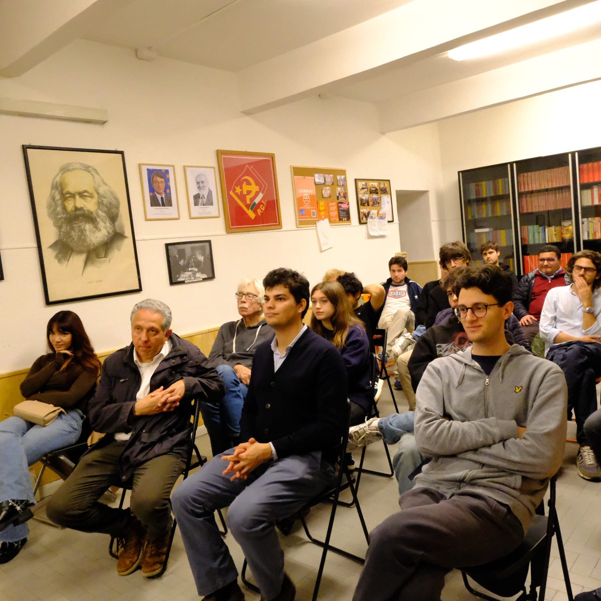 AMonciotti's tweet photo. Un weekend intenso e ricco di #politica ! 
➡️ https://t.co/kn7TOB18wy? https://t.co/9N1P48E2dy