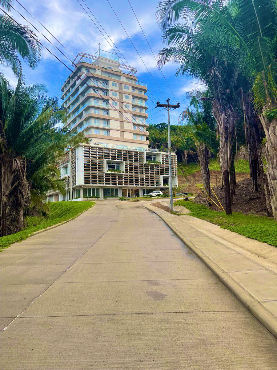 Greg Rosenthal tweet media