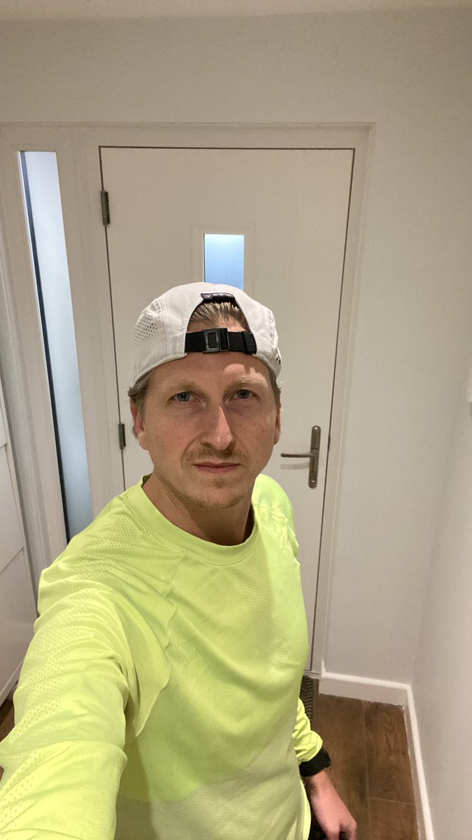 iulion's tweet photo. First week of #project178 is in full swing! Solid #Interval Session in the books. πͺ #running #marathontraining #intervaltraining #runchat https://t.co/uqoPQSMeg0