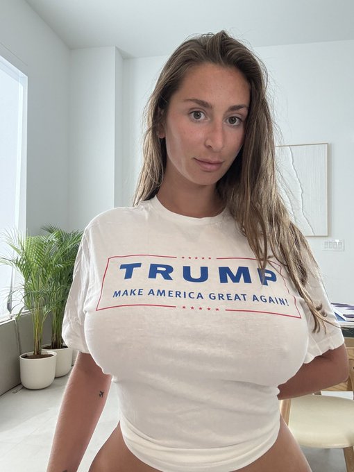 Would u vote me for prez? https://t.co/kKo7AftguO