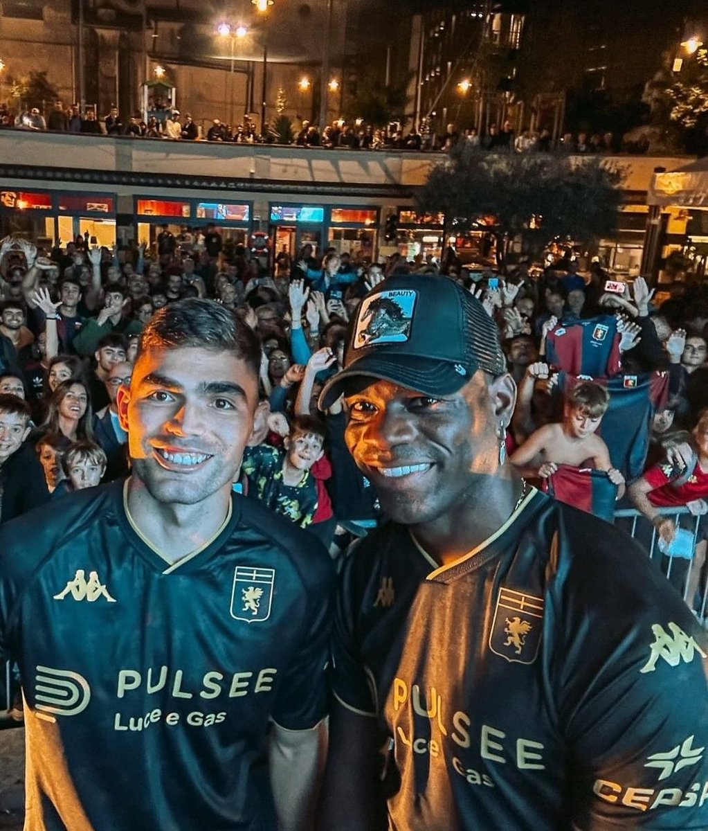 ⚽ • Mario Balotelli llega al Genoa 🇮🇹 de Johan Vásquez