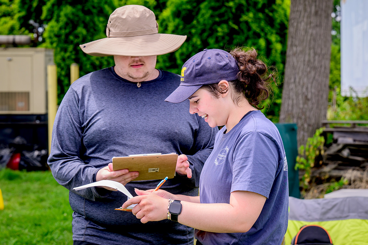 U of I News Bureau tweet media