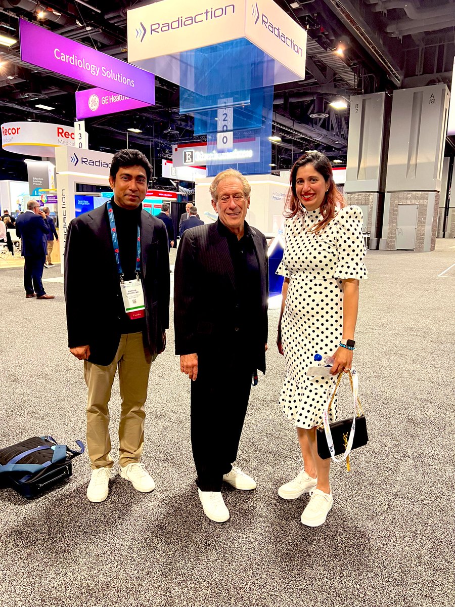 I stopped &amp; asked Dr. <a href="/JWMoses/">Dr. Jeffrey W. Moses</a>, #TCT2024 Master Operator Award winner for one piece of advice for up &amp; coming ICs and he said- “Don’t Cut Corners”!! A very important message for us ICs treating patients in the lab!! #TheBest #ACCIC <a href="/crfheart/">Cardiovascular Research Foundation</a> <a href="/ParthaSardar_MD/">Partha Sardar</a> <a href="/jgranadacrf/">Juan F. Granada</a> <a href="/SCAI/">SCAI</a>