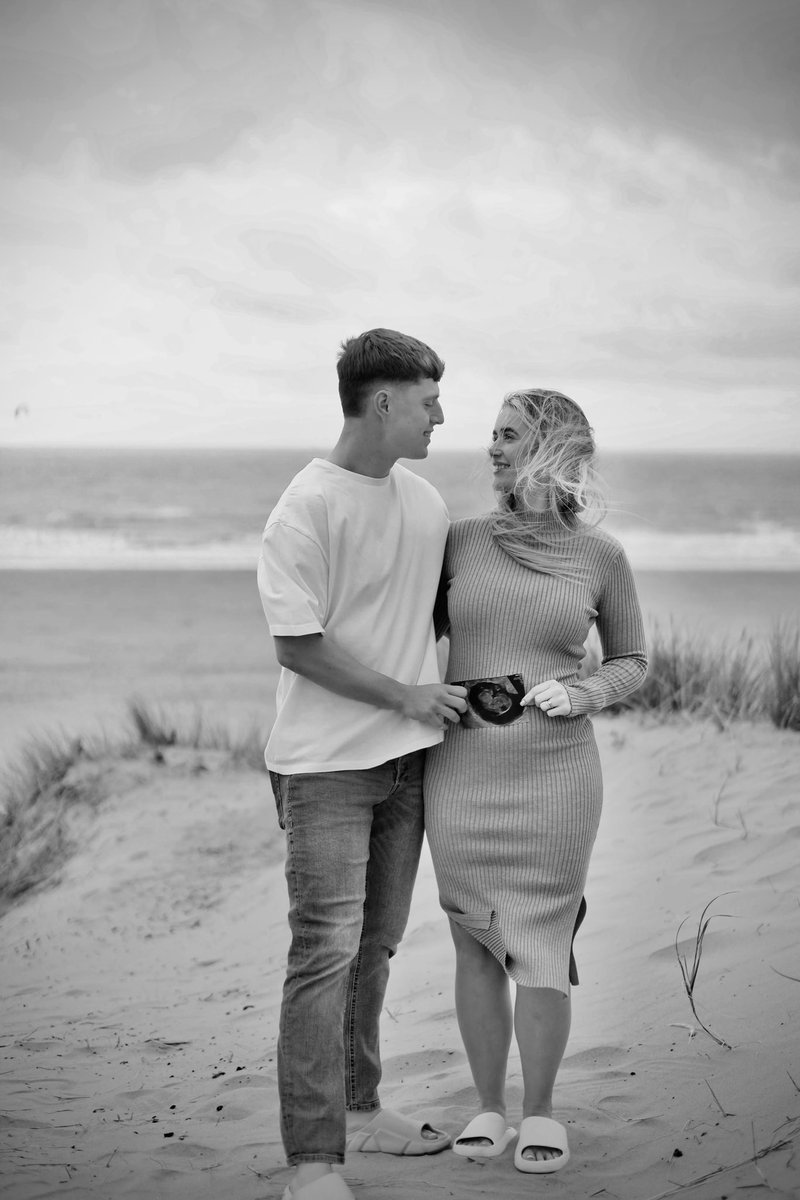 Sam Richards tweet media