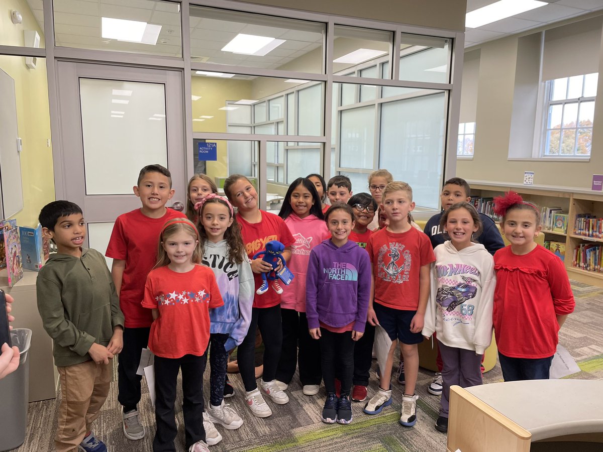 Maureen Tighe tweet media