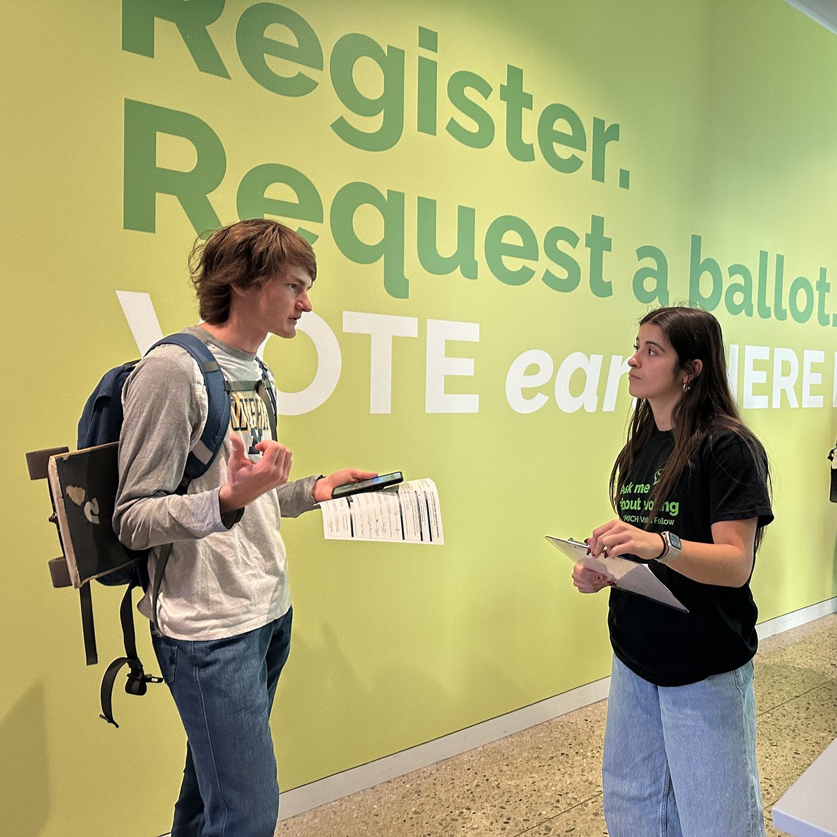 Things are getting busy at the Voting Hubs--we couldn't be more thrilled to report that❗️over a THOUSAND❗️people voted at the Campus Voting Hubs over the weekend! It's incredible to see so many student getting out to vote early! ⏰