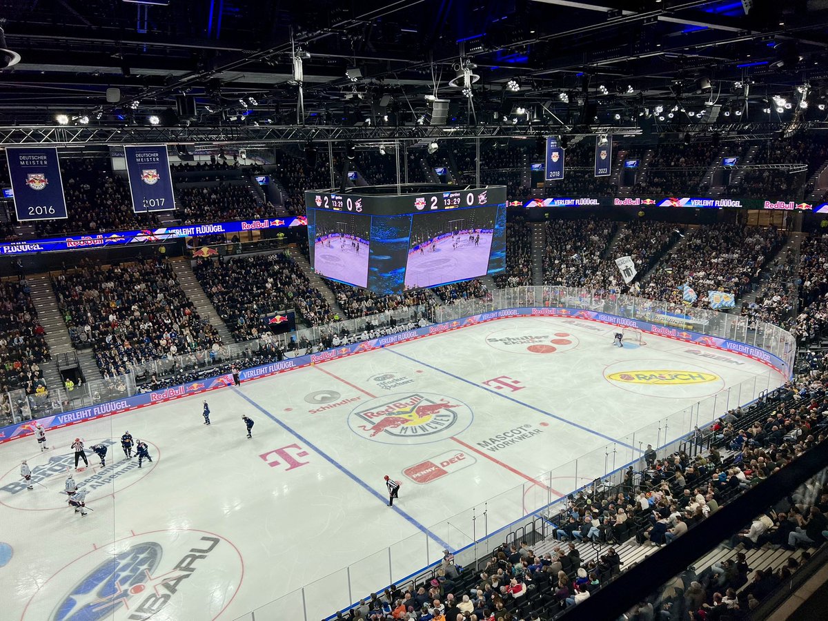 Derek Arnold tweet media