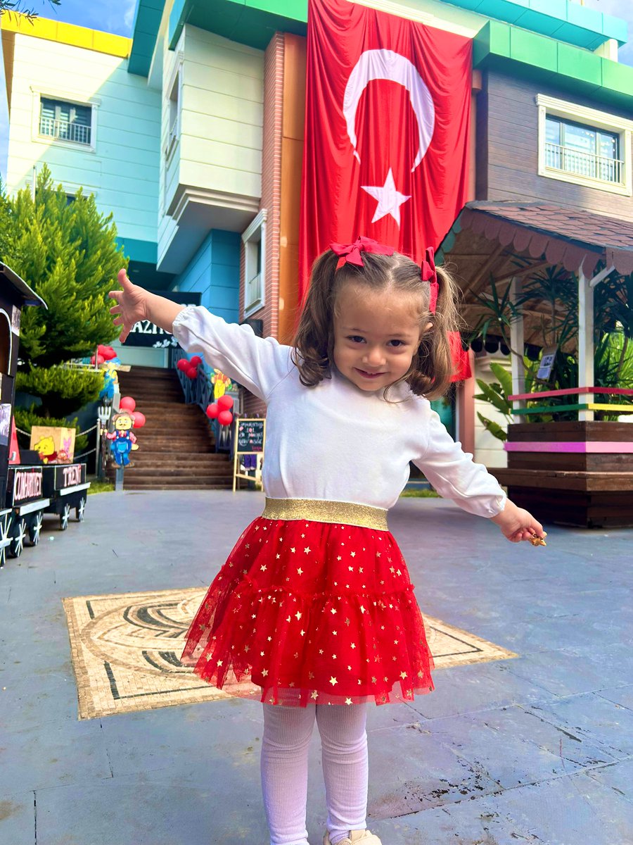 meliscansalman's tweet photo. Çiçeğim 🤍 https://t.co/gmrhrc8d1Y