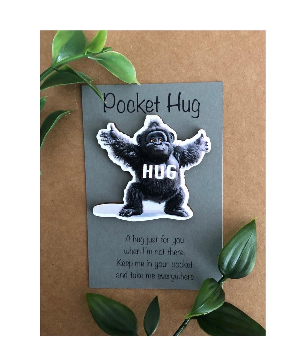 YogaWares's tweet image. It’s a #hug from a #gorilla, of course! #pockethug #monkeys #monkeyhug #feelgoodgifts 

Click the link to see more #hugs 

hugsandstitchs.etsy.com/listing/175220…