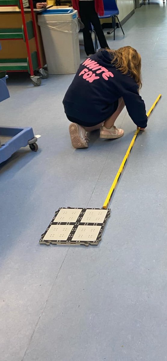 FairIslePS's tweet photo. ✨STEM club ✨This afternoon we made our own unpowered super cars using the VEX go kit. Then we measured how far it travelled when pushed down a ramp. Lots of fun 😁 @SSERCofficial #LeadersInTechnology 🚘 #vexgo https://t.co/QjCDv7Tipy
