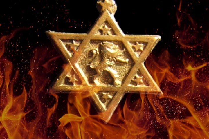 nimses1010's tweet image. يقول البروتوكول الحادي عشر من كتاب ( بروتوكولات حكماء صهيون )ص 162 : 
 (أي إنسان يرغب في الاحتفاظ بمنصبه سيكون عليه كي يضمنه أن يطيعنا طاعة عمياء) و(أن الثورة ليست أكثر من نباح كلب على فيل) ص193...