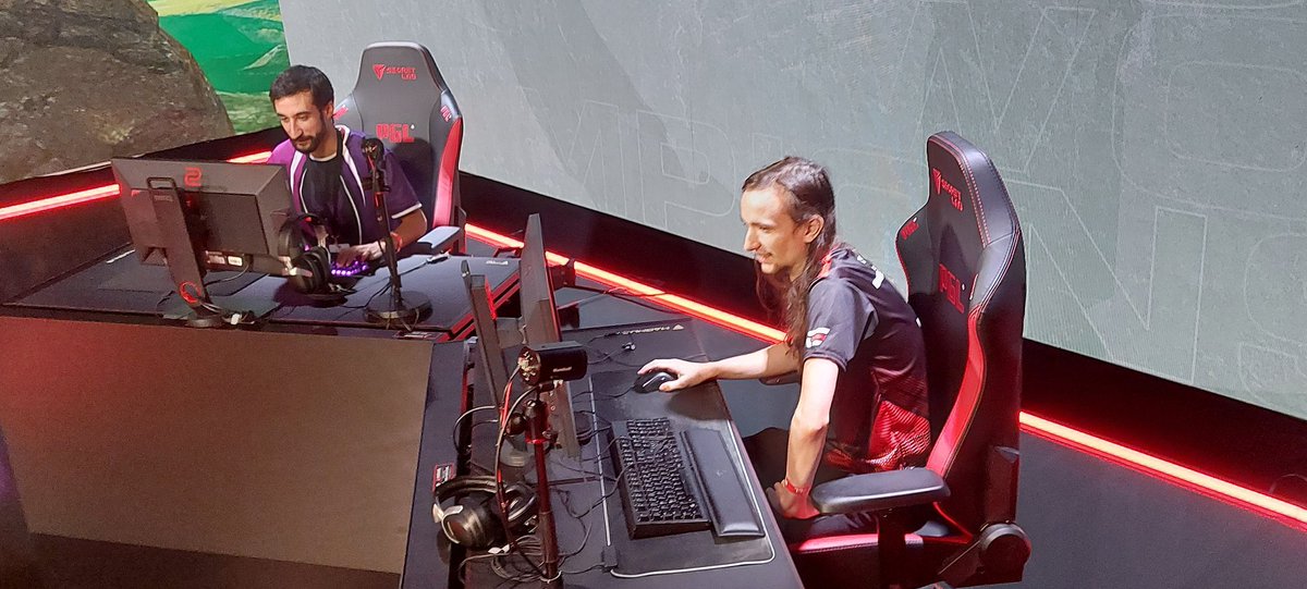 In august of 2022 I attended my first LAN in Romania with my first opponent being <a href="/drxmiS/">dramiS</a> 
Soon I’ll enter my last LAN with the same guy as my teammate, couldn’t ask for a better one. It’s Been a great journey but it’s time to move on. Let’s make it a good one 
#Quake 
#keencon