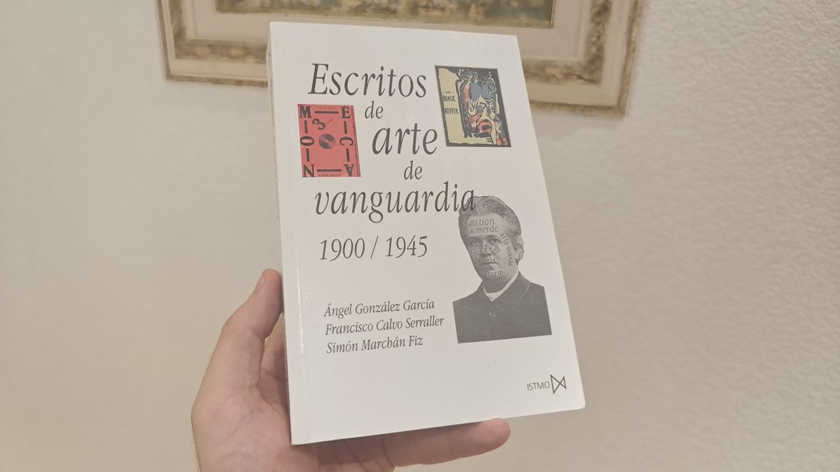 Fulgen_Js's tweet photo. Si me he comprado este libro por una recomendación que le escuché en un vídeo a Antonio García Villarán @AntonioCREA13 se dice y punto. https://t.co/rfwJ4d7XJR