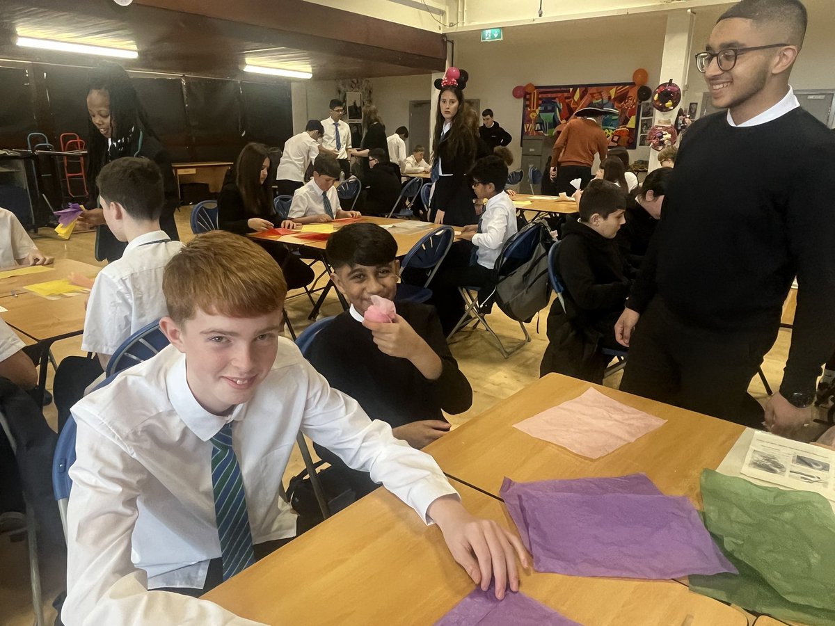 Miss Anderson-Aziz tweet media