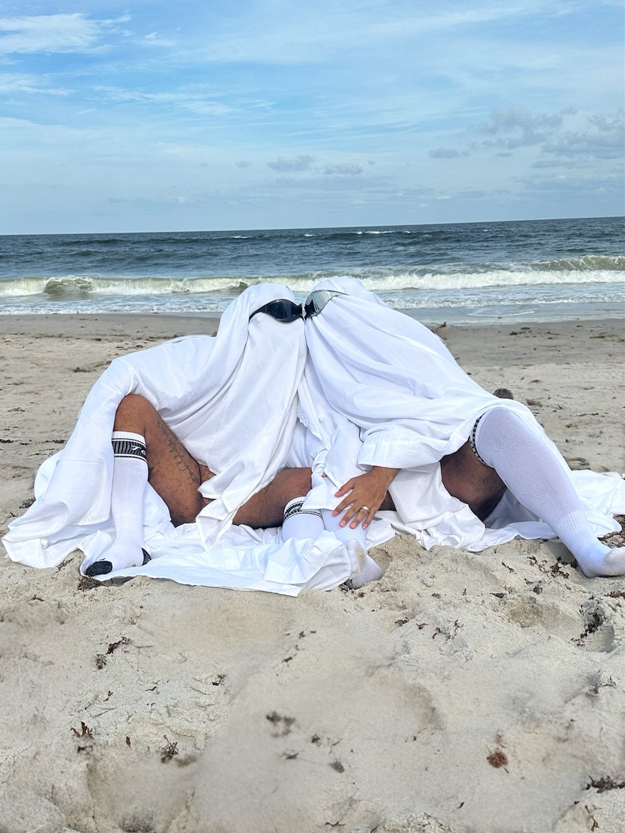 _AyoTeo_'s tweet photo. 'Til death do us part my ass!.... @BareKartiar is my BOO 4 (after)Life!!! 😘👻🥰 https://t.co/7mjtes7ZRo