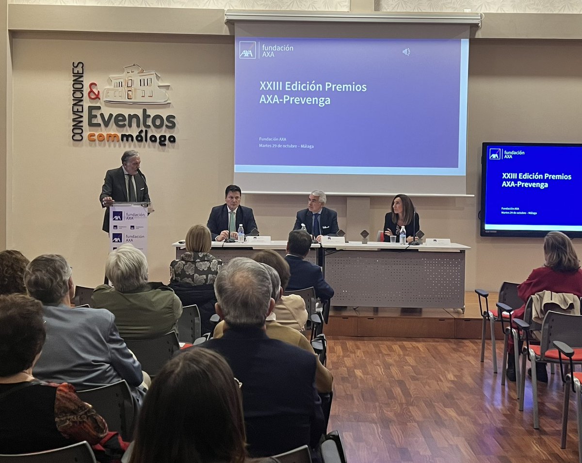 El Aula de Prevención de la Fundación AXA ha celebrado en #Malaga la XXIII edición de los Premios Prevenga. Con ellos se quiere reconocer el trabajo de particulares, empresas e instituciones en el campo de la prevención laboral y sanitaria.