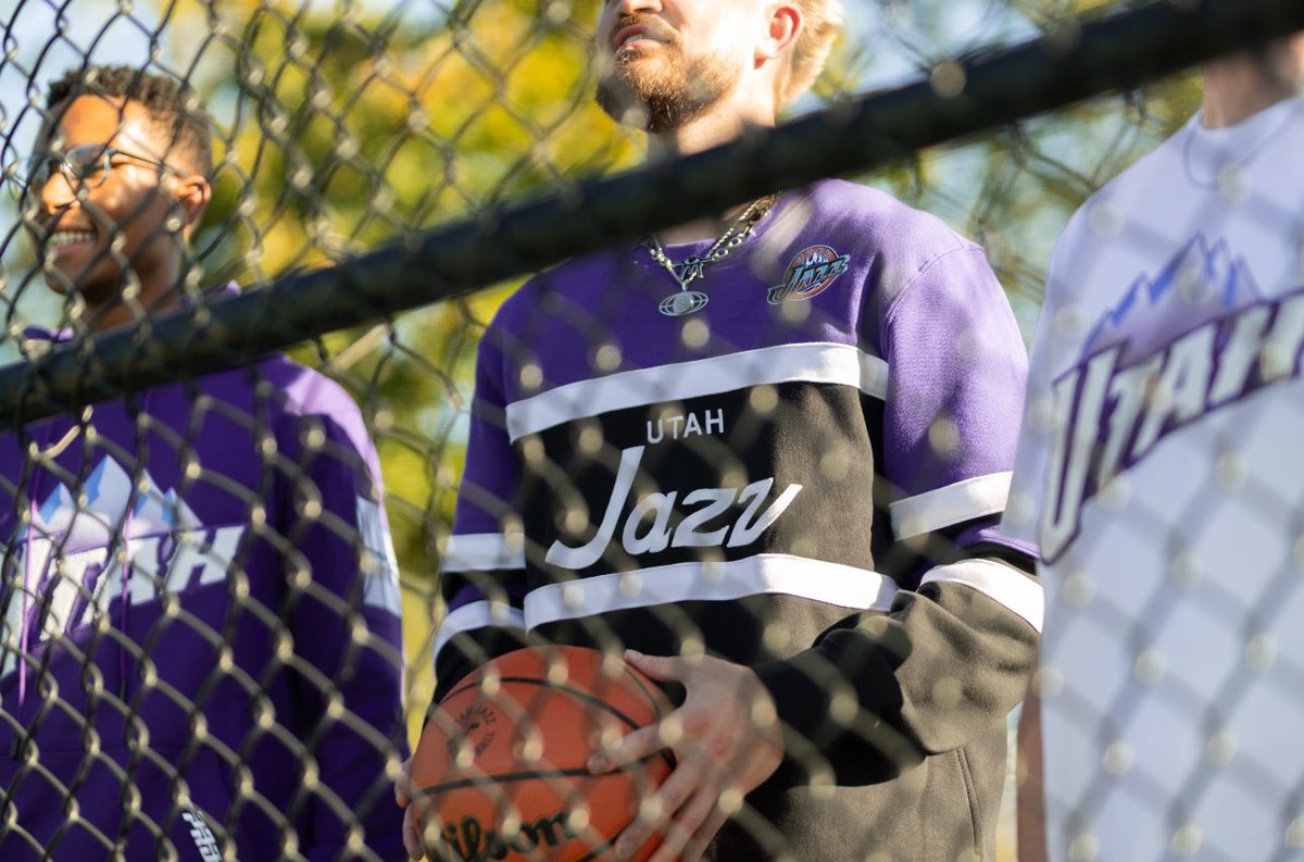 jazzteamstore's tweet image. Hoodie weather, Jazz edition. 🍂👀 #LayerUp #UtahJazz #TakeNote