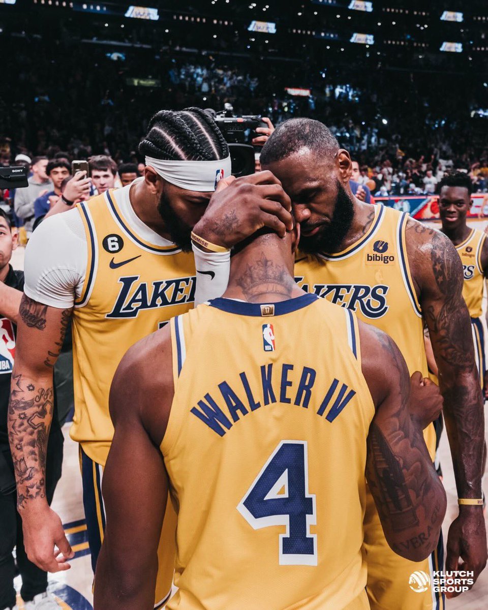 MengoniGiovanni's tweet photo. @lonniewalker_4 It's time to come back, everything you will do you will always have us by your side, god bless you! https://t.co/5OR91uSeoh
