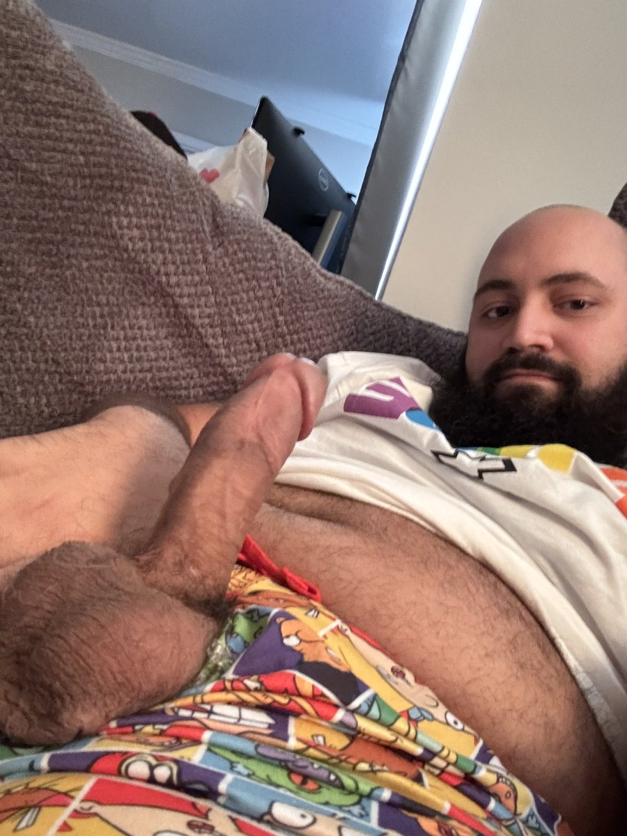 Stitch626_1988's tweet photo. I need to cum https://t.co/54Xj2VksAW