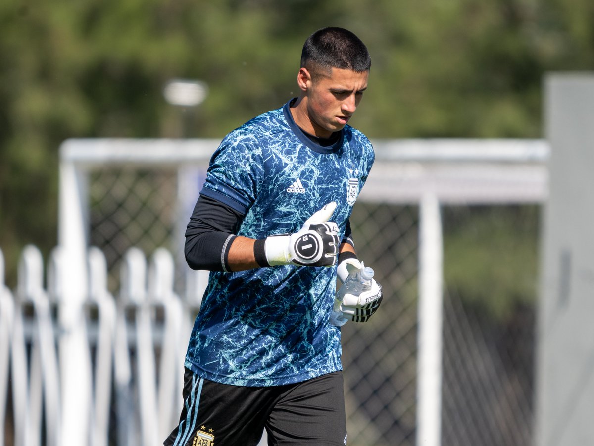Argentina's tweet photo. #Sub20 Martes de actividad para la Selección del Ascenso 🫡

📝 https://t.co/w9ZmPmZCSN https://t.co/I2LnvPyhAo