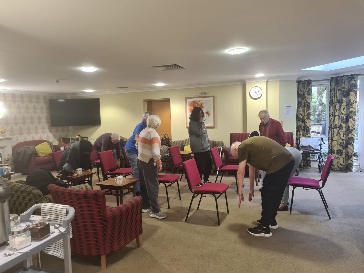 BlackburnCarers's tweet image. An excercise session took place in the Respite Group

For information about the Respite Group please contact Kulsum on 01254 688440 or email kulsum.Chishti@bwdcarers.org.uk 

#caredfor #respiteservices #havingfun #carers #exercise