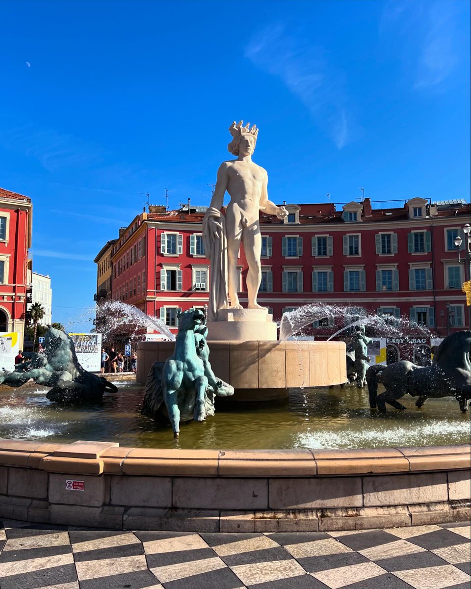 Collette tweet media